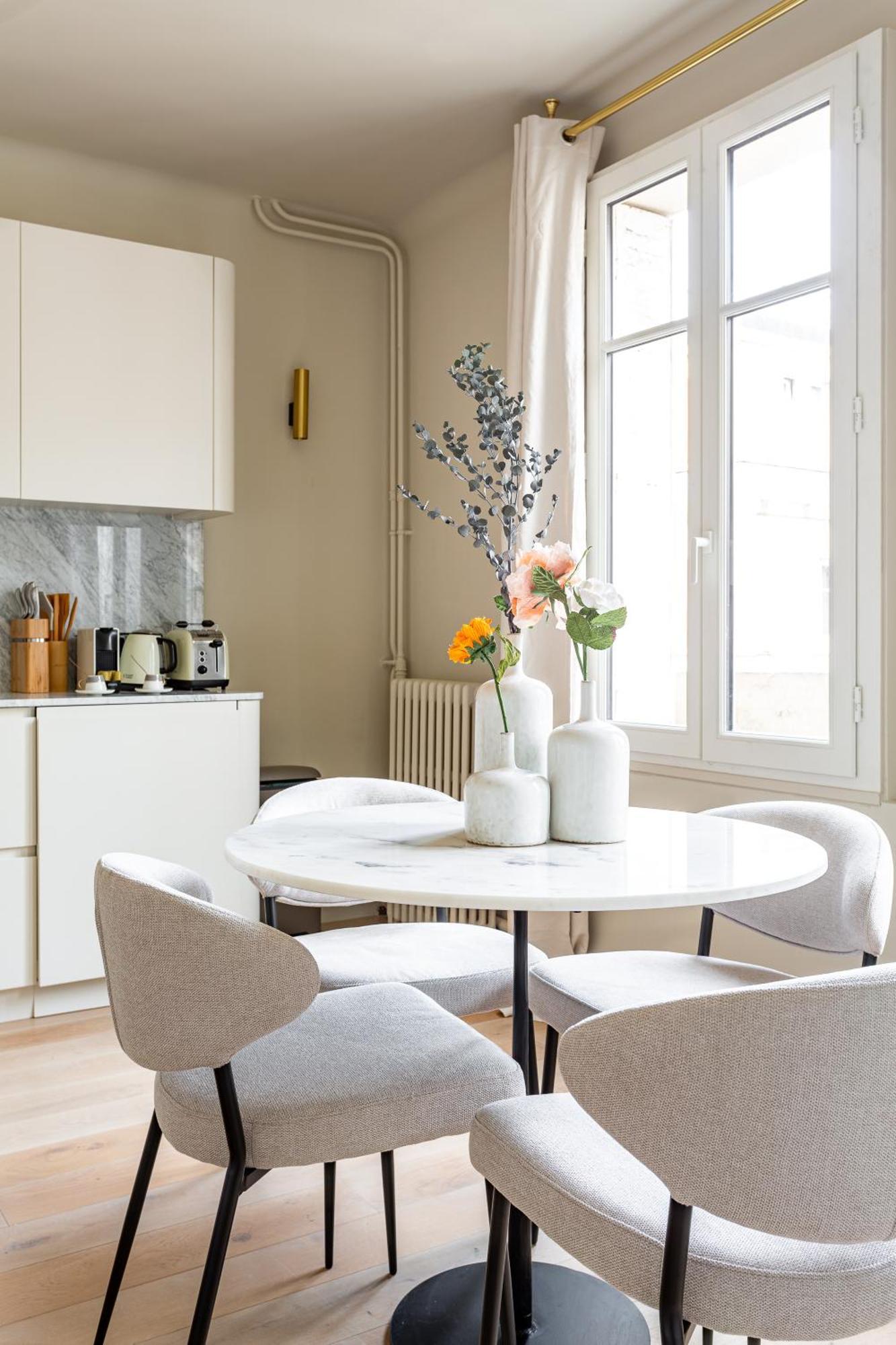 The Carla Suite Eiffel Tower View Paris Eksteriør bilde